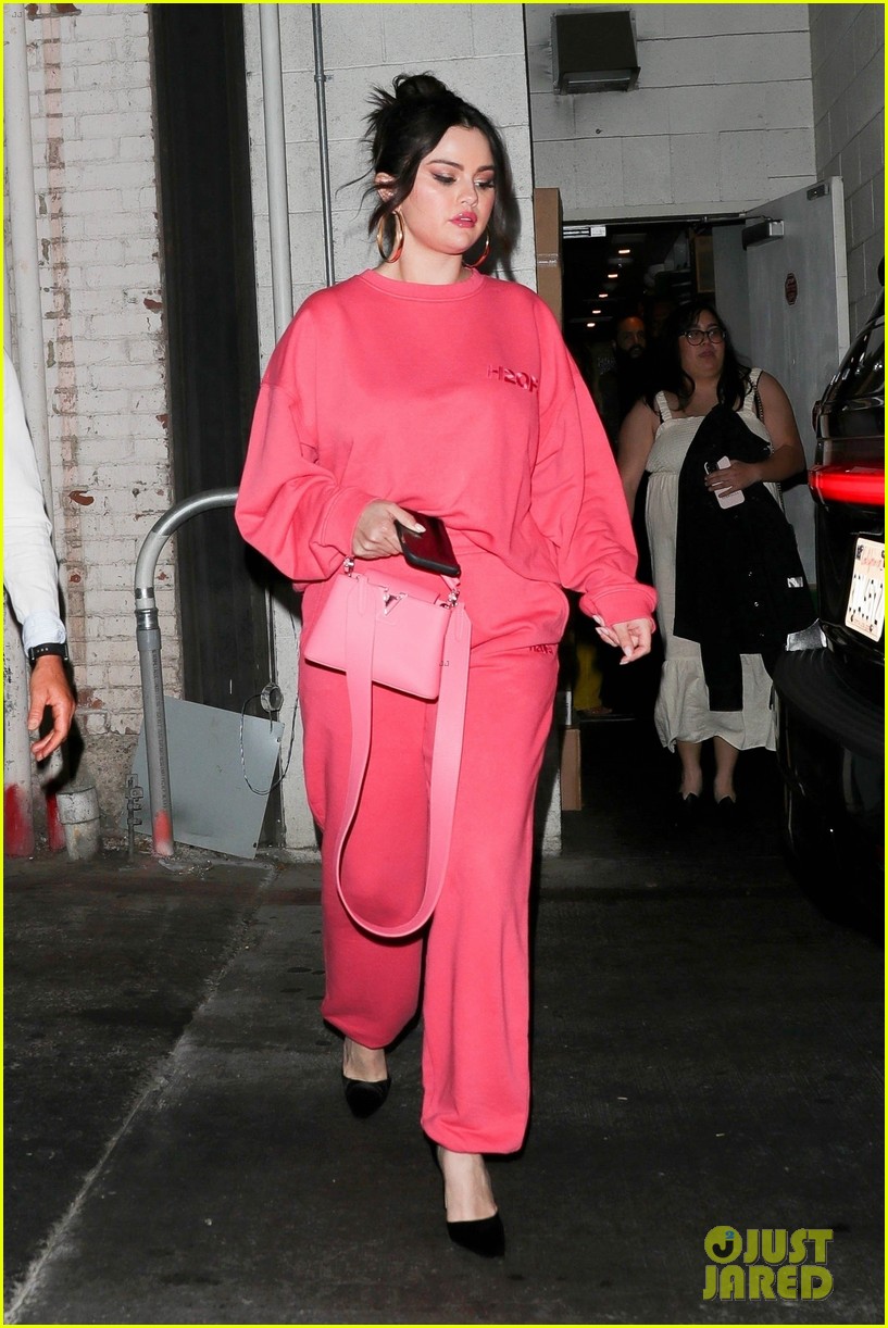 where to get Selena Gomez pink sweatshirt and joggers 3 July 2021 Photo Getty Images